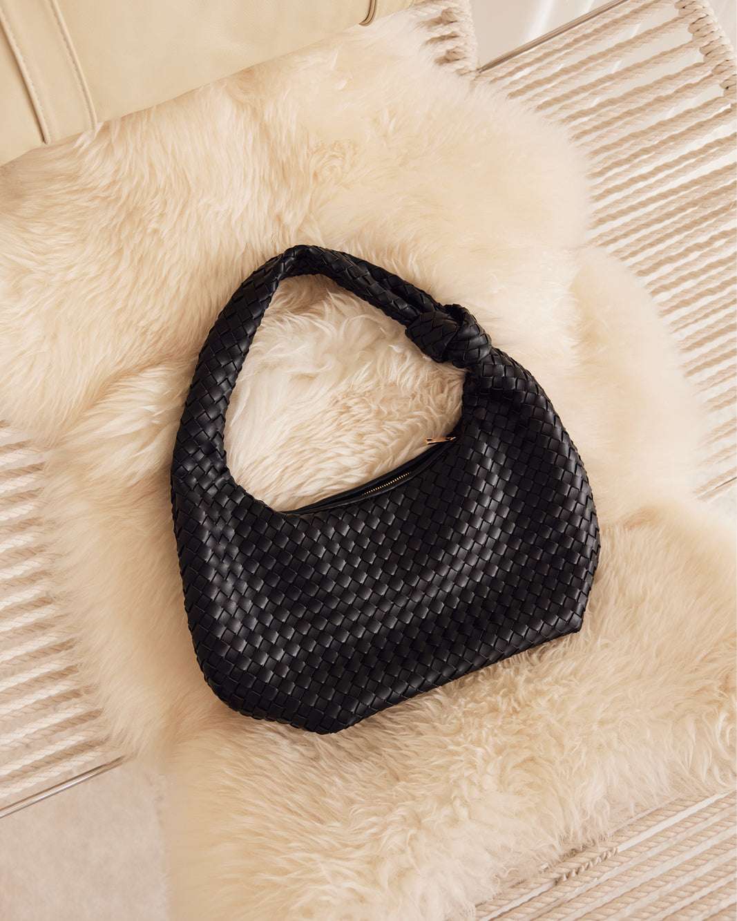 KENYA SHOULDER BAG - BLACK - Image 2